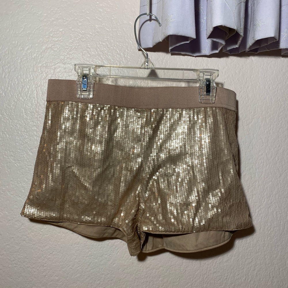 Forever 21 champagne cream sequin shorts